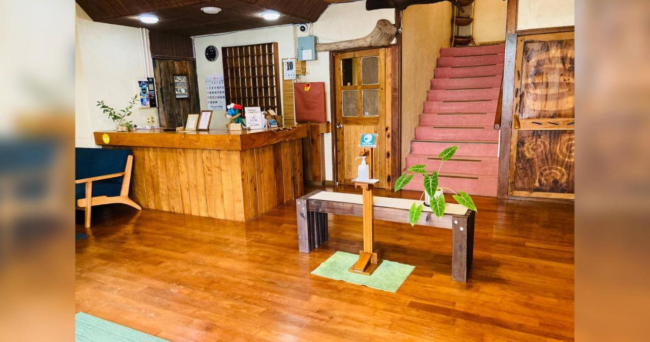 ペンションやいま日和 Hotel Ishigaki  Exterior photo